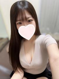 柊ひな